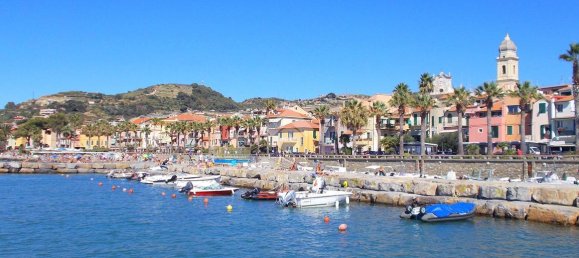 1غرفة مرآب في Riva Ligure, Italy رقم 151082 10