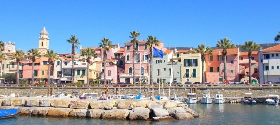 1غرفة مرآب في Riva Ligure, Italy رقم 151082 9