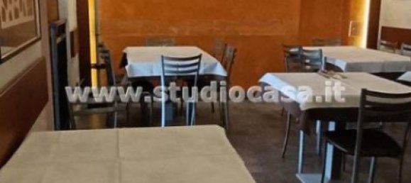 100m² Commercial property in Milan, Italy No. 349694 5