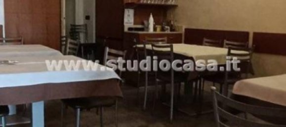 100m² Commercial property in Milan, Italy No. 349694 4