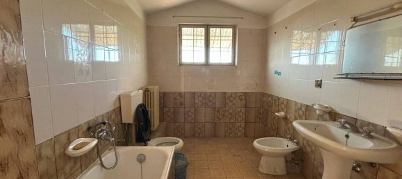 4 bedrooms House in Magliano Alpi, Italy No. 371795 23