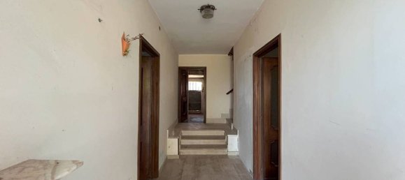 4 bedrooms House in Magliano Alpi, Italy No. 371795 3