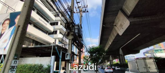 1050m² Commercial property in Suan Luang, Thailand No. 25502 3