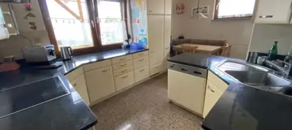 Edificio de 9 habitaciónes en Esslingen, Germany No. 61676 14