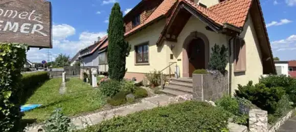 Edificio de 9 habitaciónes en Esslingen, Germany No. 61676 2