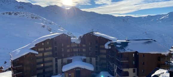 2 bedrooms Apartment in Les Belleville, France No. 1242 12