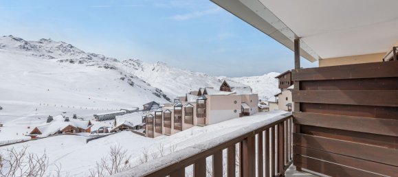 2 bedrooms Apartment in Les Belleville, France No. 1242 11