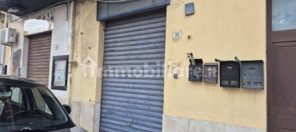 Propiedad comercial de 1 habitación en Palermo, Italy No. 39074 2