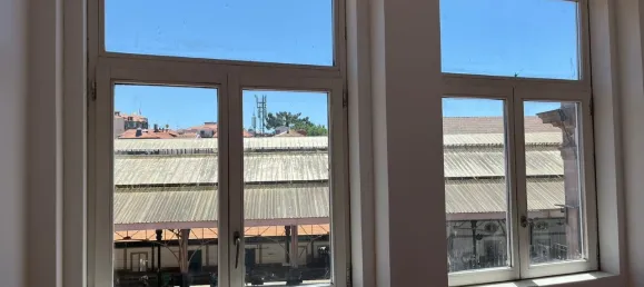 240m² Building in Porto, Portugal No. 133763 5