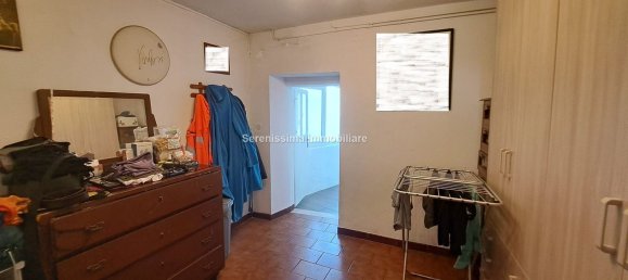 5 bedrooms Apartment in Montelabbate, Italy No. 374083 9