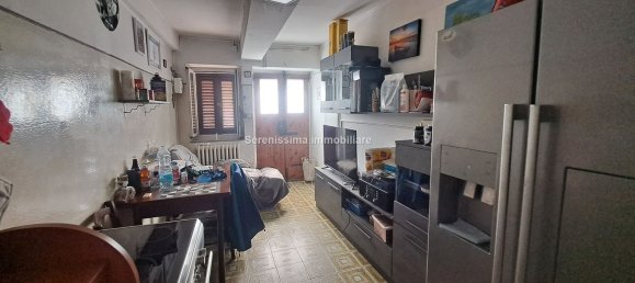 5 bedrooms Apartment in Montelabbate, Italy No. 374083 2