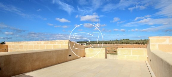 4 bedrooms Villa in Campos, Spain No. 69376 8