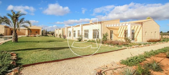 4 bedrooms Villa in Campos, Spain No. 69376 26