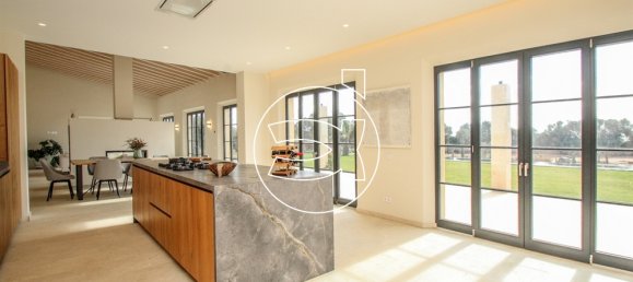 4 bedrooms Villa in Campos, Spain No. 69376 3