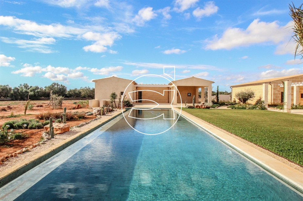 4 bedrooms Villa in Campos, Spain No. 69376