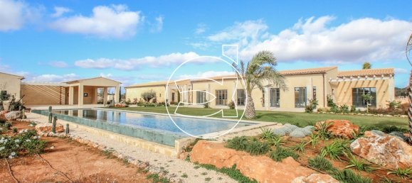 4 bedrooms Villa in Campos, Spain No. 69376 15