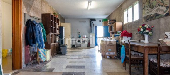 4 Schlafzimmer Villa in Ponte San Nicolò, Italy, Nr. 60151 43