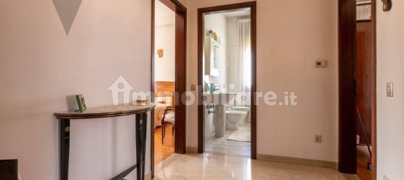 4 Schlafzimmer Villa in Ponte San Nicolò, Italy, Nr. 60151 32