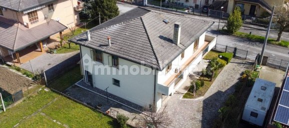 4 Schlafzimmer Villa in Ponte San Nicolò, Italy, Nr. 60151 16