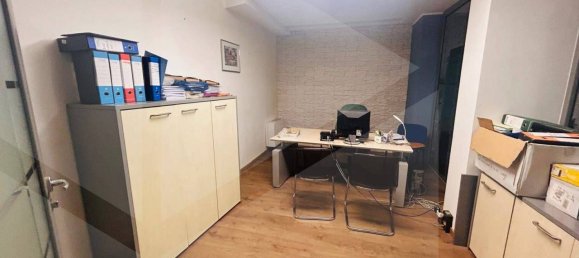 8 rooms Office in Termoli, Italy No. 28048 10