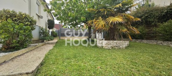 Casa de 3 dormitorios en Leves, France No. 52023 14