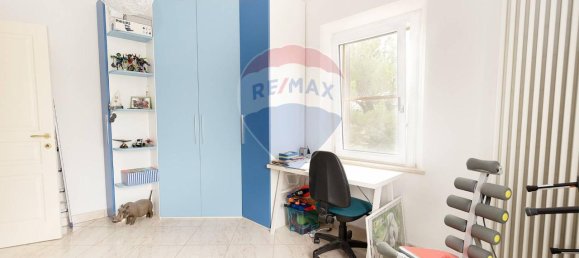 4-Zimmer Wohnung in Jesi, Italy, Nr. 8070 18