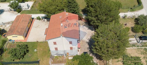 4-Zimmer Wohnung in Jesi, Italy, Nr. 8070 9