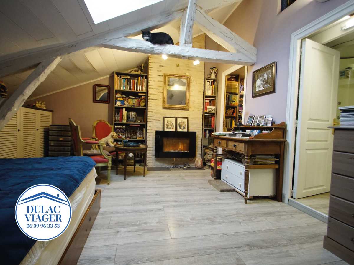 Dúplex de 2 dormitorios en Cahors, France No. 201314