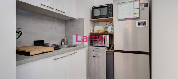 Studio in Reims, France No. 233127 3