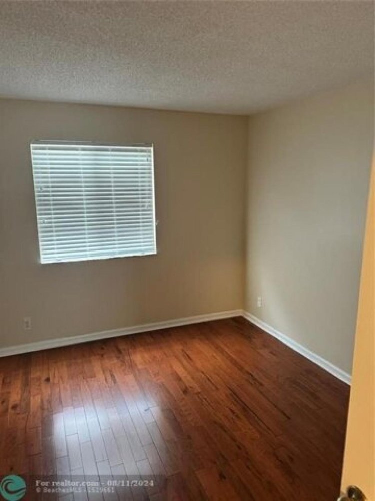 3 bedrooms House in Deerfield Beach, USA No. 421804