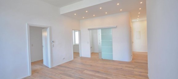 4-salle Appartement à Mariahilf, Austria No. 79099 5