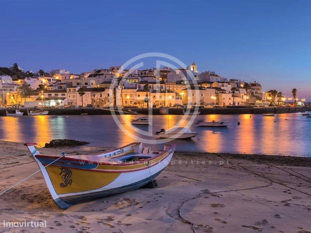 720m² Land in Ferragudo, Portugal No. 64918