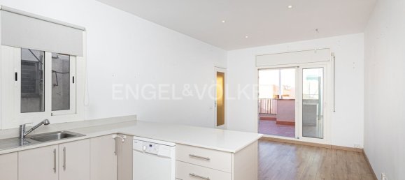 4 chambres Penthouse à Horta-Guinardo, Spain No. 137090 4