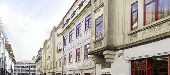 Edificio de 9 dormitorios en Porto, Portugal No. 78694 41