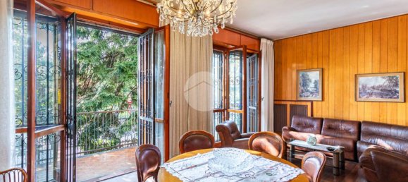 7 bedrooms Villa in Bollate, Italy No. 20932 12