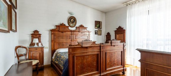 7 bedrooms Villa in Bollate, Italy No. 20932 30