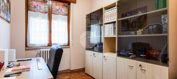 7 bedrooms Villa in Bollate, Italy No. 20932 16