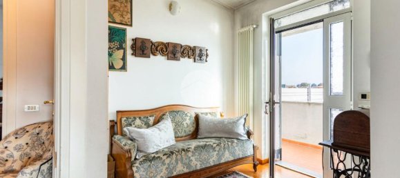 7 bedrooms Villa in Bollate, Italy No. 20932 21