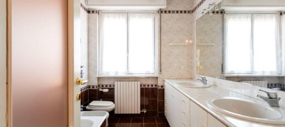 7 bedrooms Villa in Bollate, Italy No. 20932 28