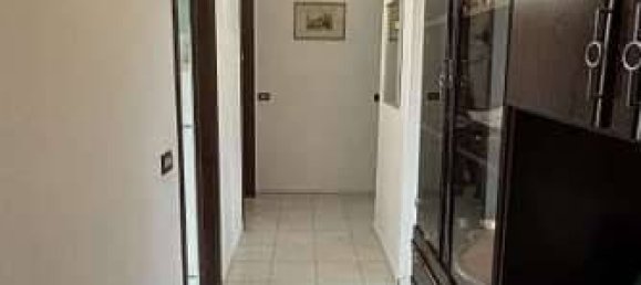Apartamento de 1 dormitorio en Saronno, Italy No. 261747 5