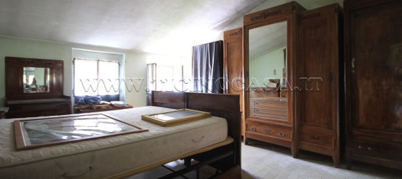 6غرفة منزل في Cerano, Italy رقم 5009 23