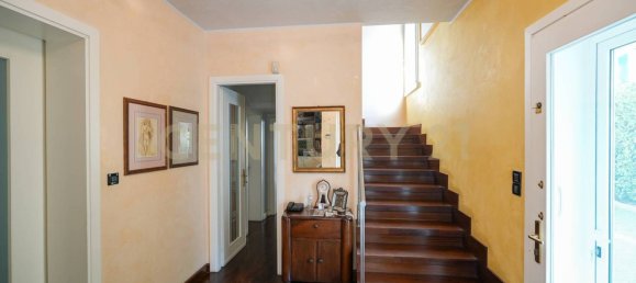 3 bedrooms Villa in Legnago, Italy No. 322727 6