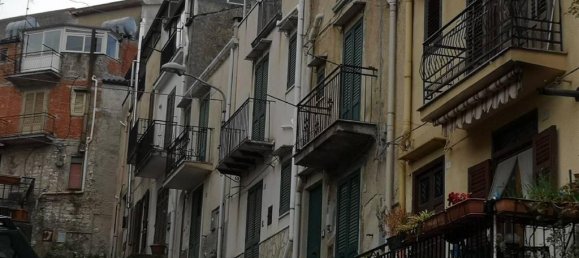 4-salle Maison à Chiusa Sclafani, Italy No. 146542 16