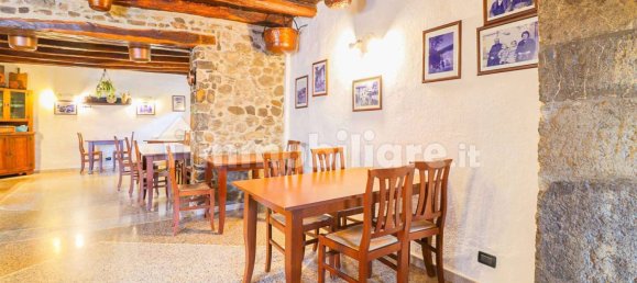 Коммерческая недвижимость 358м² в Порденоне, Италия № 116444 8