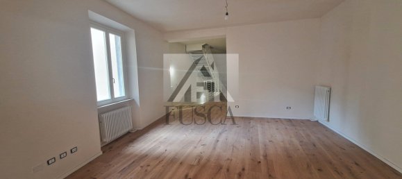 2 bedrooms Apartment in Lucca, Italy No. 314410 4