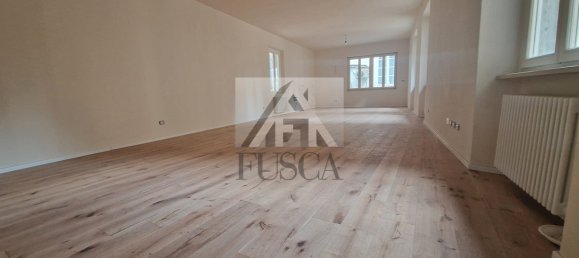 2 bedrooms Apartment in Lucca, Italy No. 314410 3