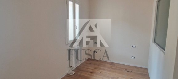 2 bedrooms Apartment in Lucca, Italy No. 314410 15