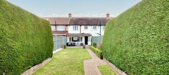 3 bedrooms House in Hayes, United Kingdom No. 5062 15