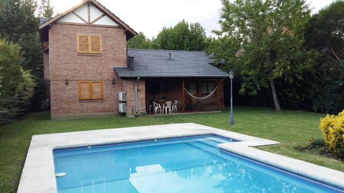 4 bedrooms House in Pilar, Argentina No. 66332