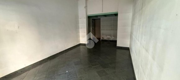 1-Zimmer Gewerbliche Immobilie in Naples, Italy, Nr. 309938 6
